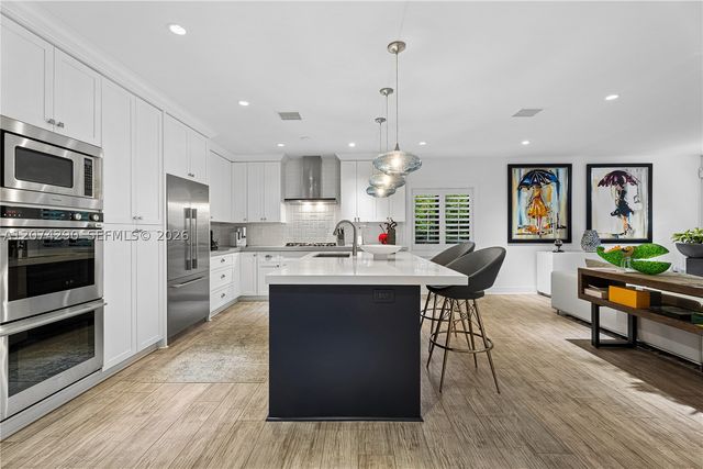 231 Fluvia Ave -, Coral Gables, FL 33134