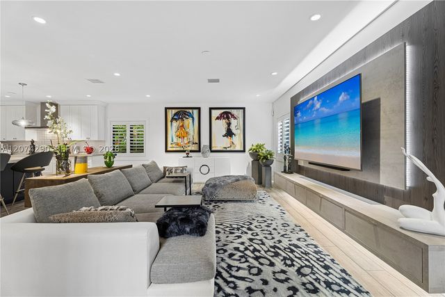 231 Fluvia Ave -, Coral Gables, FL 33134