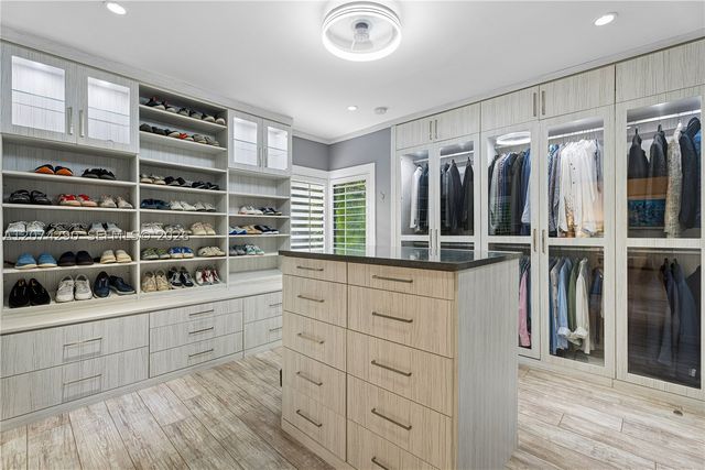 231 Fluvia Ave -, Coral Gables, FL 33134