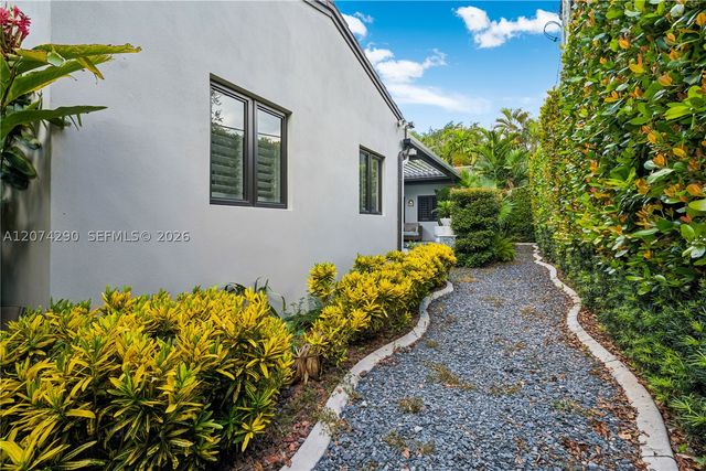 231 Fluvia Ave -, Coral Gables, FL 33134