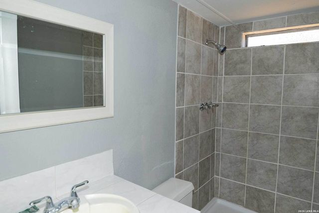 393 DEER VALLEY ST, San Antonio, TX 78133
