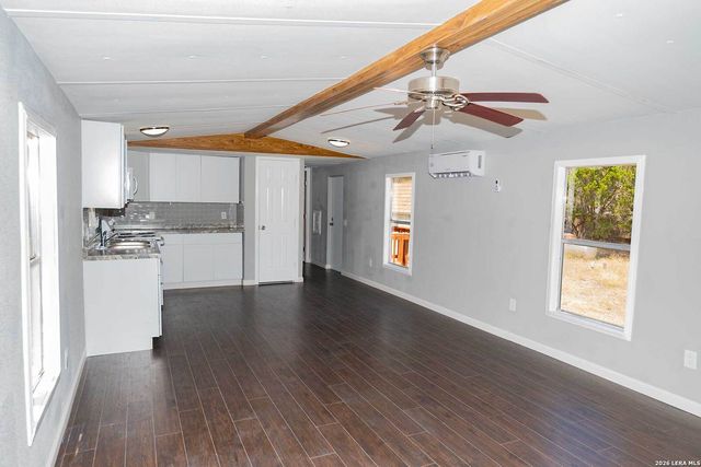 393 DEER VALLEY ST, San Antonio, TX 78133