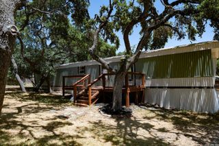 393 DEER VALLEY ST, San Antonio, TX 78133