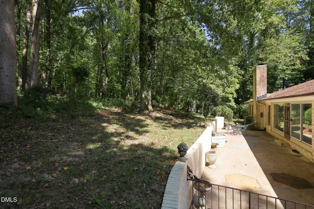 932 Lystra Lane, Chapel Hill, NC 27517