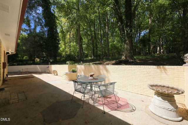932 Lystra Lane, Chapel Hill, NC 27517
