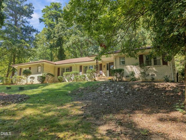 932 Lystra Lane, Chapel Hill, NC 27517