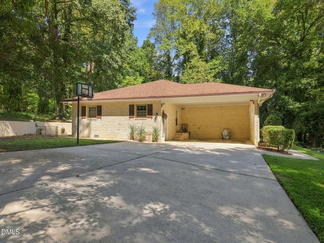 932 Lystra Lane, Chapel Hill, NC 27517