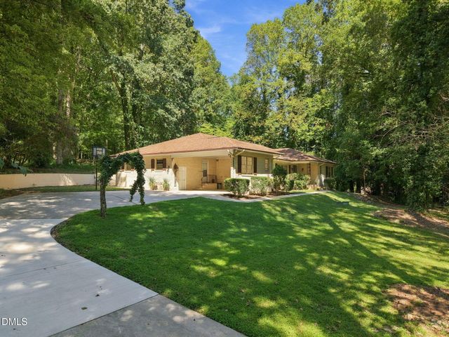 932 Lystra Lane, Chapel Hill, NC 27517