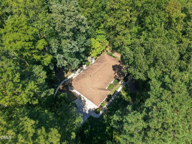 932 Lystra Lane, Chapel Hill, NC 27517