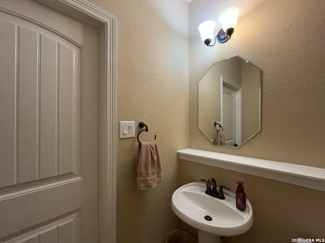 12442 Alstroemeria, San Antonio, TX 78253