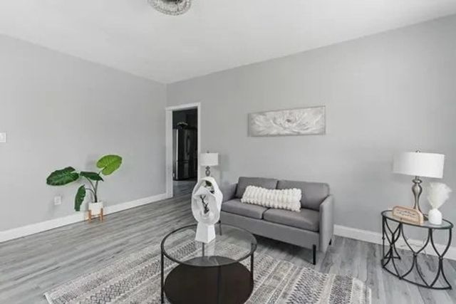 35 N Summer St, Holyoke, MA 01040