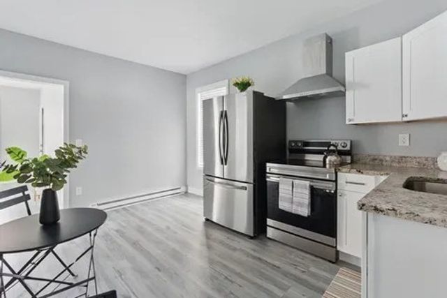 35 N Summer St, Holyoke, MA 01040