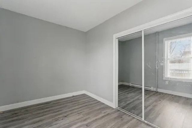35 N Summer St, Holyoke, MA 01040