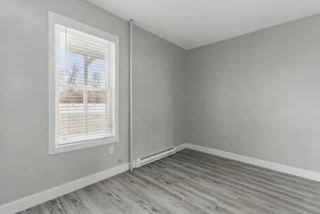 35 N Summer St, Holyoke, MA 01040
