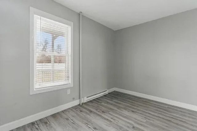 35 N Summer St, Holyoke, MA 01040