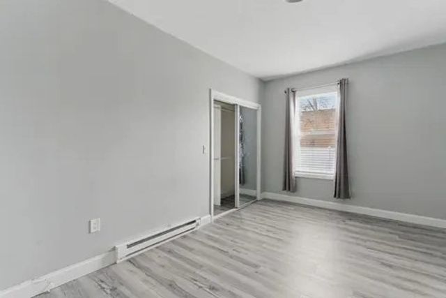 35 N Summer St, Holyoke, MA 01040