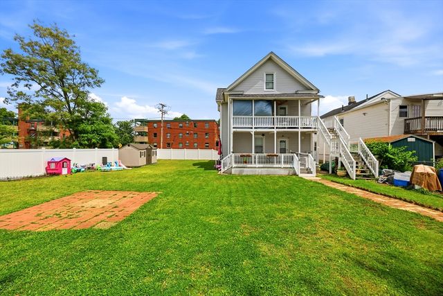 35 N Summer St, Holyoke, MA 01040