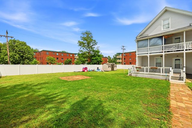 35 N Summer St, Holyoke, MA 01040
