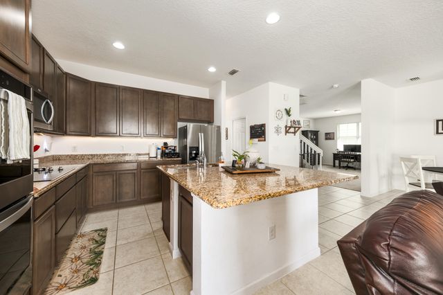16881 Meadows Street, Clermont, FL 34714