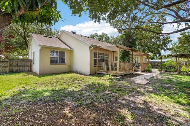 502 PALM DRIVE, Winter Garden, FL 34787