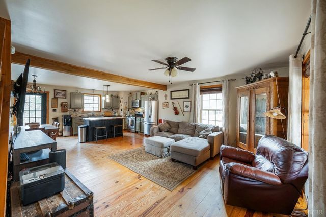 2309 Mount Pleasant Rd, Pamplin, VA 23958