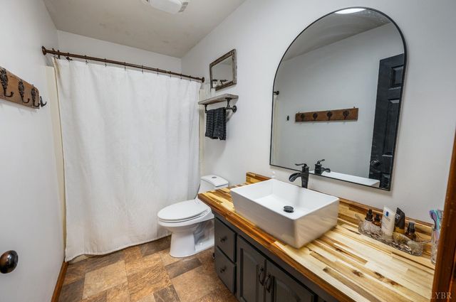 2309 Mount Pleasant Rd, Pamplin, VA 23958