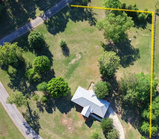 274 Kelli Dr, Byron, GA 31008