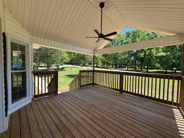 274 Kelli Dr, Byron, GA 31008