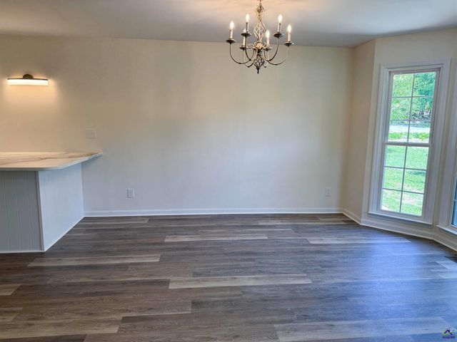 274 Kelli Dr, Byron, GA 31008