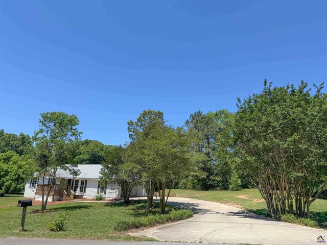 274 Kelli Dr, Byron, GA 31008