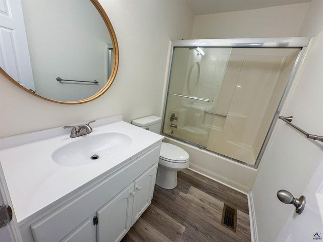 274 Kelli Dr, Byron, GA 31008