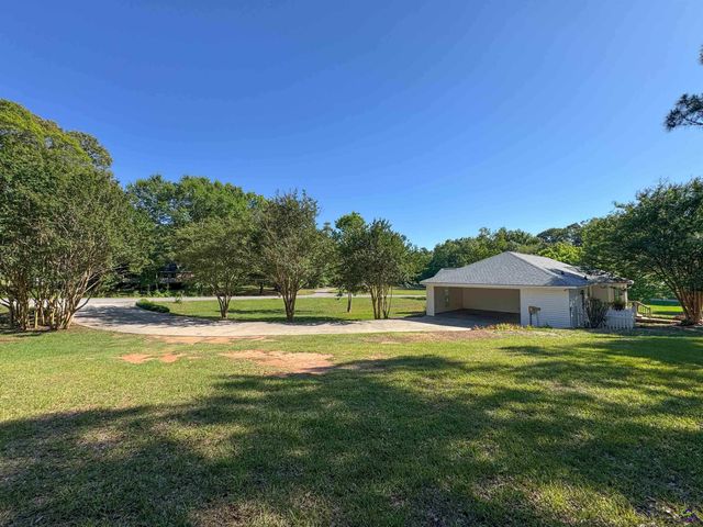 274 Kelli Dr, Byron, GA 31008