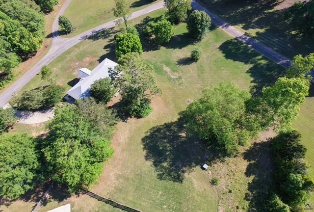 274 Kelli Dr, Byron, GA 31008