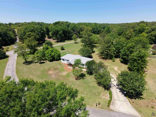274 Kelli Dr, Byron, GA 31008