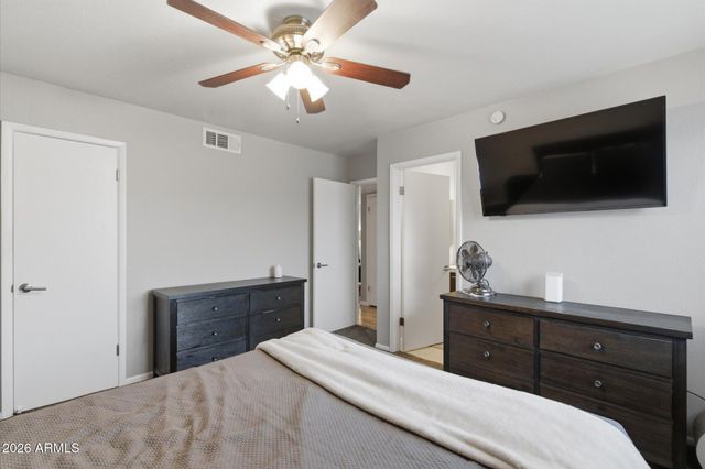 3635 N 37TH Street 10, Phoenix, AZ 85018