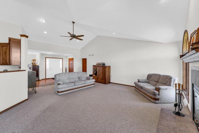 3907 108th STREET, Franksville, WI 53126