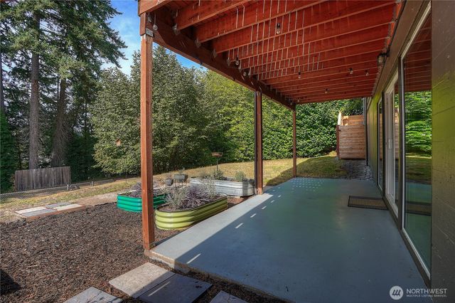 1258 Huson Drive, Tacoma, WA 98405
