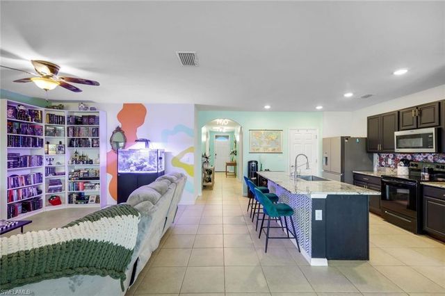 511 NW 26th ST, Cape Coral, FL 33993