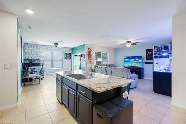 511 NW 26th ST, Cape Coral, FL 33993