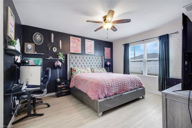 511 NW 26th ST, Cape Coral, FL 33993