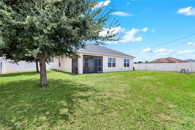 511 NW 26th ST, Cape Coral, FL 33993