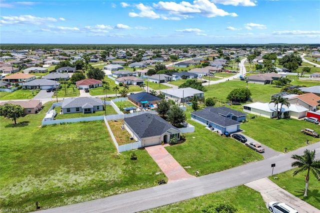 511 NW 26th ST, Cape Coral, FL 33993