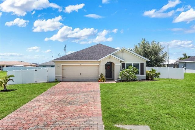 511 NW 26th ST, Cape Coral, FL 33993