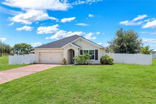 511 NW 26th ST, Cape Coral, FL 33993