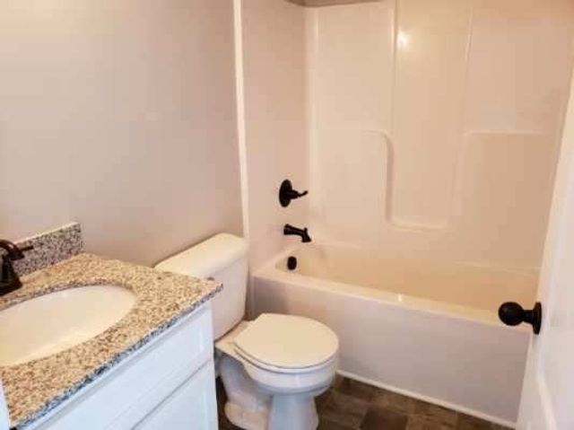 1627 Old Lake Rd, Lewisburg, TN 37091