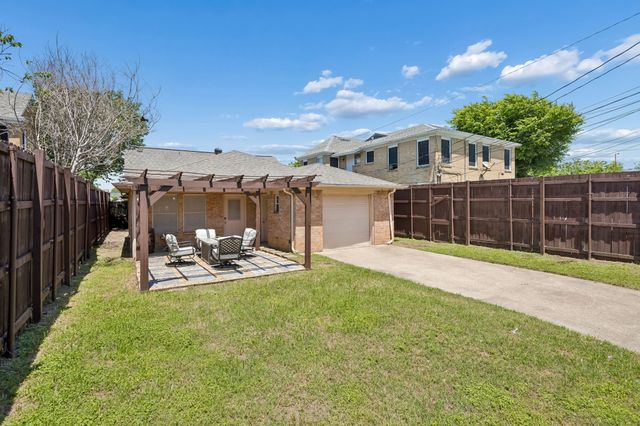 630 W Neely Street, Dallas, TX 75208