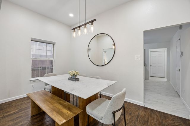 630 W Neely Street, Dallas, TX 75208