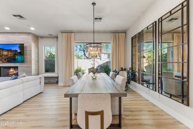 9272 E DESERT VILLAGE Drive, Scottsdale, AZ 85255