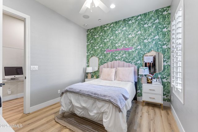 9272 E DESERT VILLAGE Drive, Scottsdale, AZ 85255