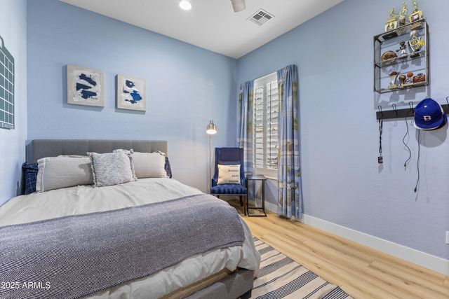 9272 E DESERT VILLAGE Drive, Scottsdale, AZ 85255